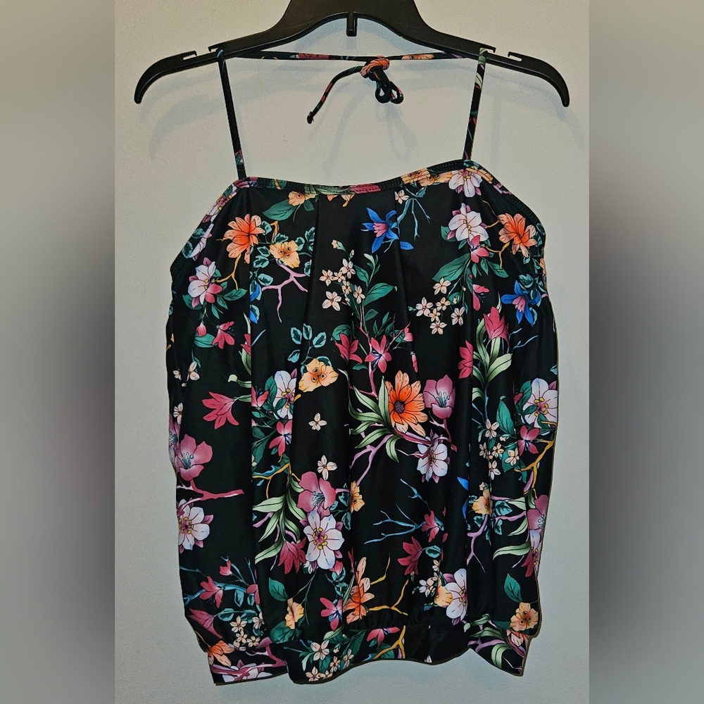 Floral Black Plus Size Swim Top